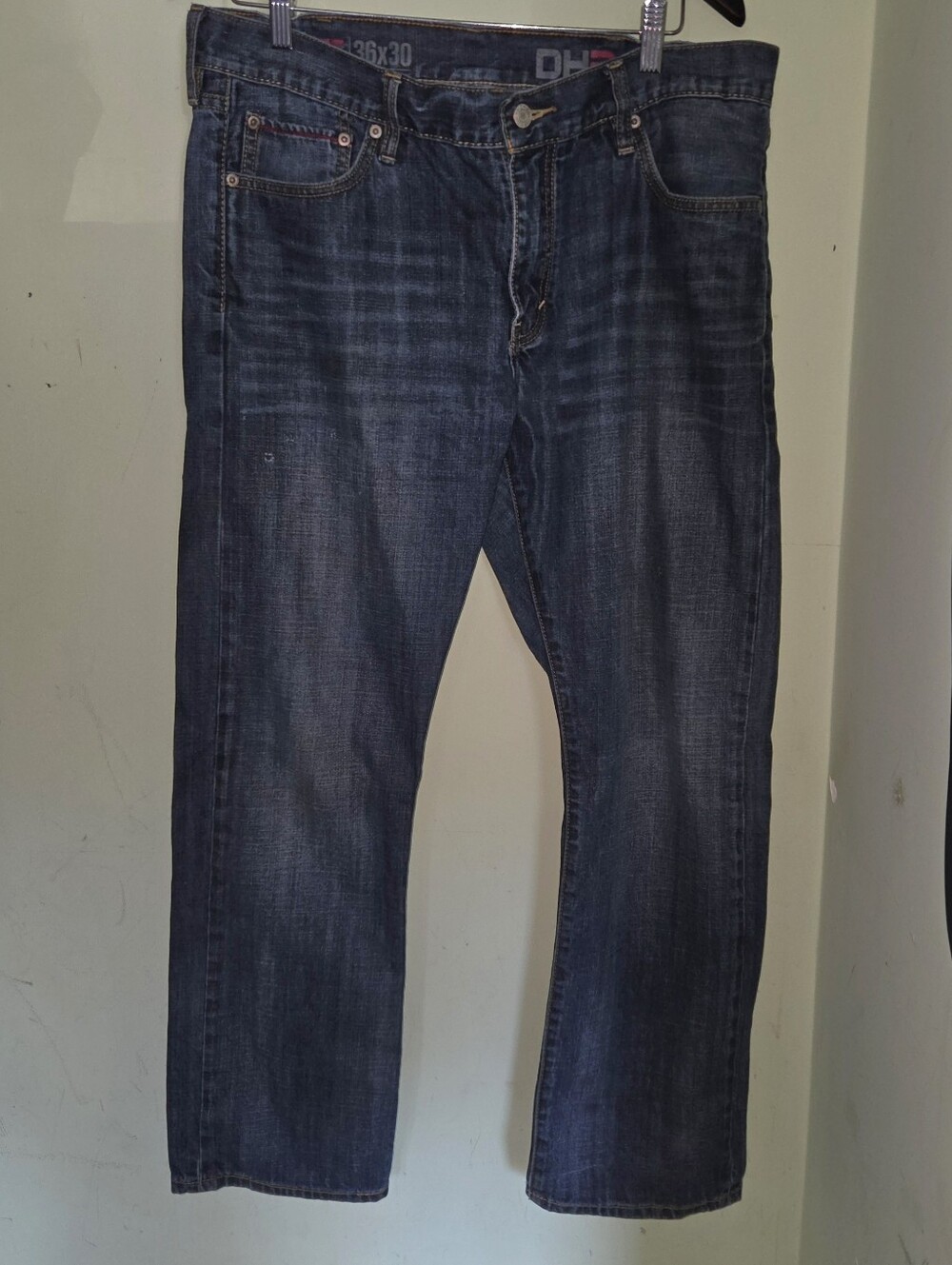 Denver Hayes Men's Straight Jeans in Dark Blue Wash